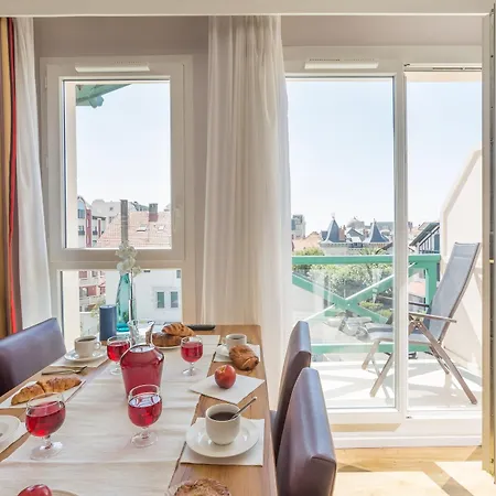 Aparthotel Pierre & Premium Haguna 4*