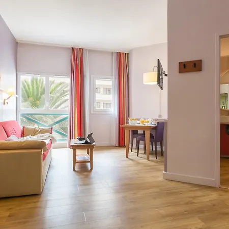 Pierre & Premium Haguna Aparthotel