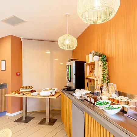 Pierre & Premium Haguna Aparthotel