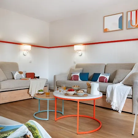 Pierre & Premium Haguna Apart-hotel
