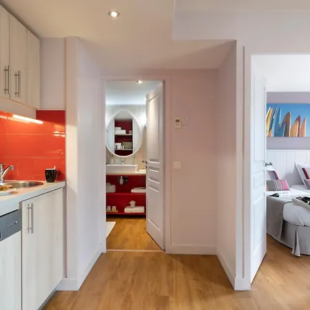 Pierre & Premium Haguna Apartmanhotel 4*