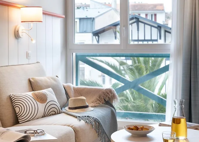 아파트호텔 Pierre & Premium Haguna 4*