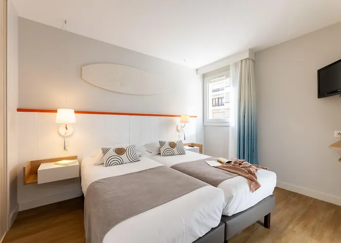 Ξενοδοχείο με διαμερίσματα Pierre & Premium Haguna Μπιαρίτζ