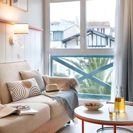 Lägenhetshotell Pierre & Premium Haguna 4*