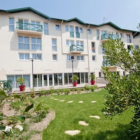 Pierre & Premium Haguna 4*