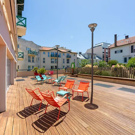 Lägenhetshotell Pierre & Premium Haguna 4*