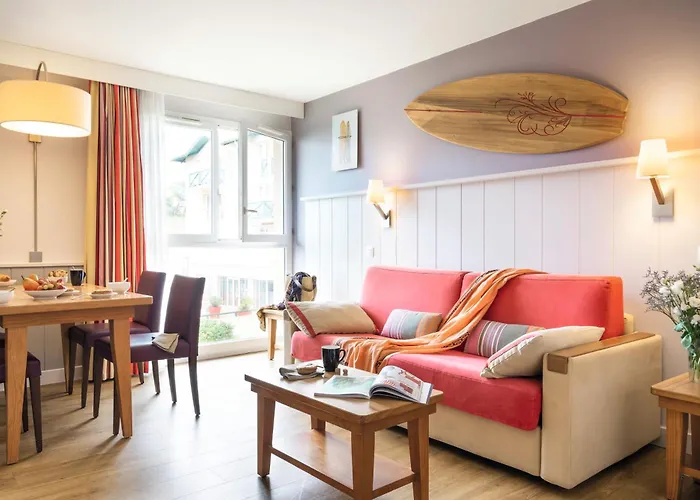 Pierre & Premium Haguna Hotel apartamentowy